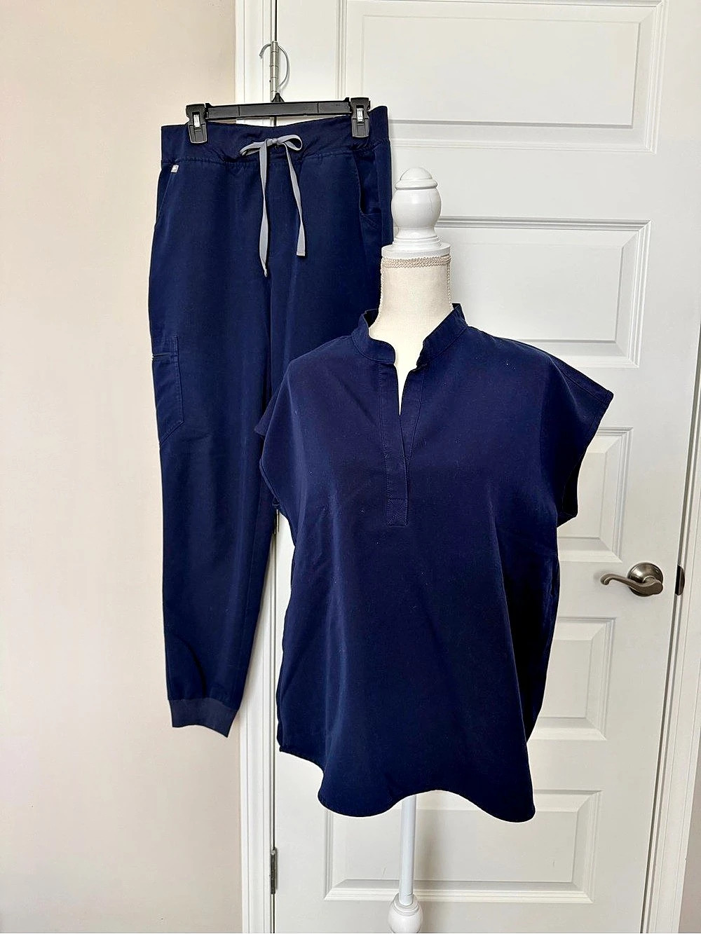 FIGS Scrubs Navy Blue LargeTall Like New